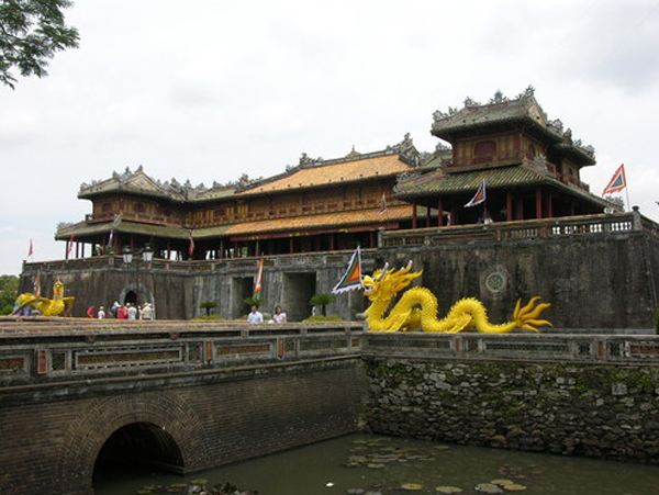 Huế